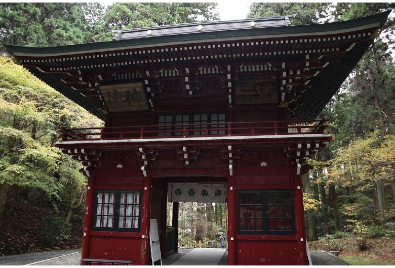 御岩神社