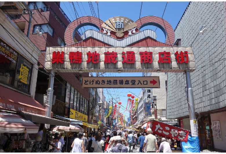 巣鴨地蔵通り商店街