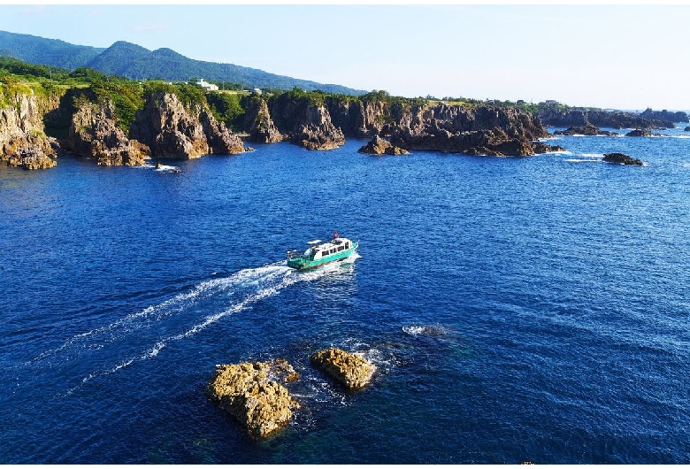 尖閣湾（佐渡島）