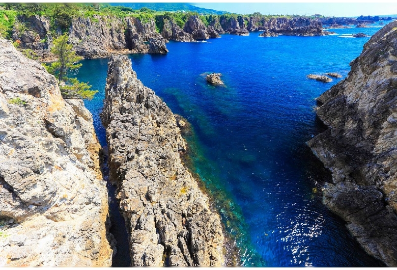 尖閣湾（佐渡島）