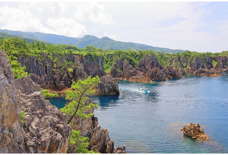 尖閣湾（佐渡島）