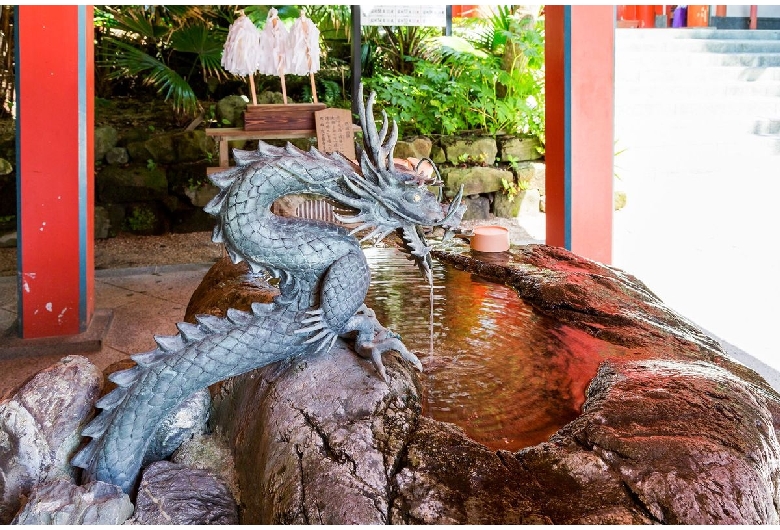 青島神社（鬼の洗濯板）