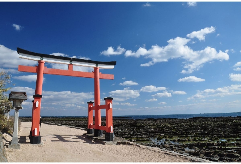 青島神社（鬼の洗濯板）