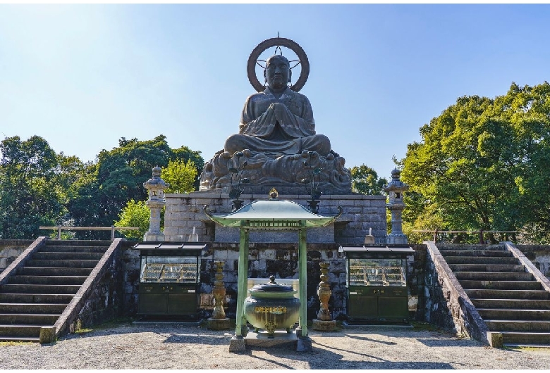 蓮華院誕生寺奥之院