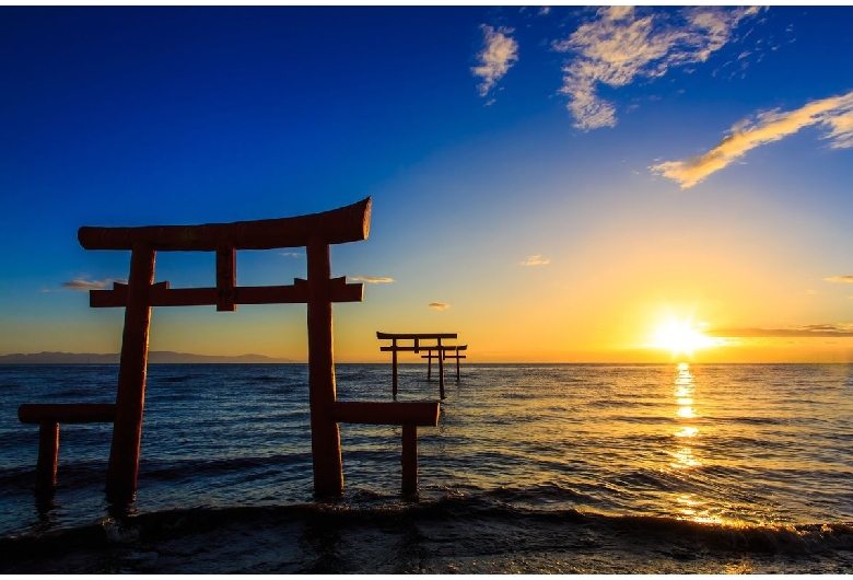 海中鳥居（大魚神社）