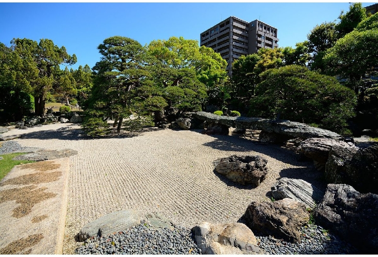 千秋閣庭園（旧徳島城表御殿庭園）