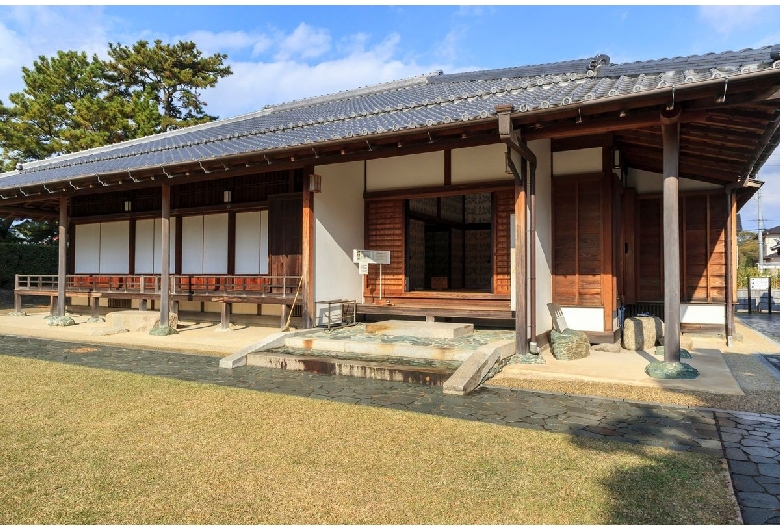 養翠園