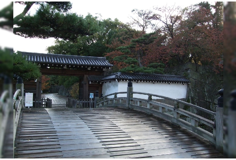 和歌山城・紅葉渓庭園