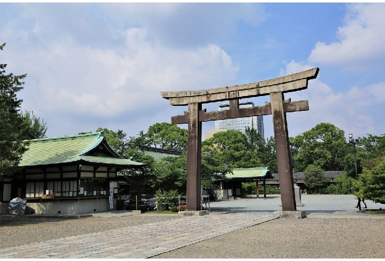 豊國神社