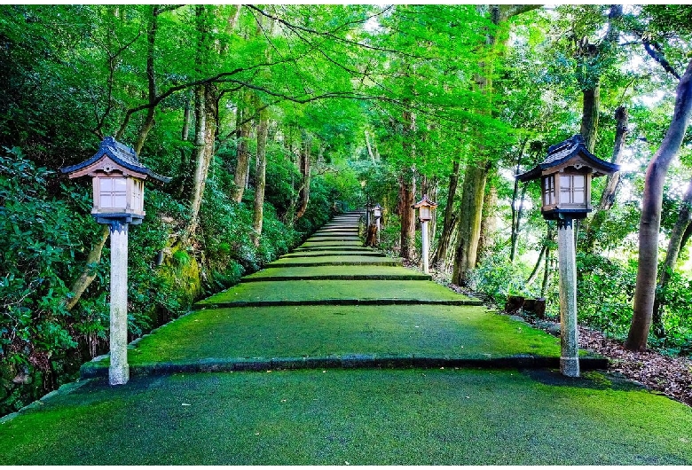 白山比咩神社