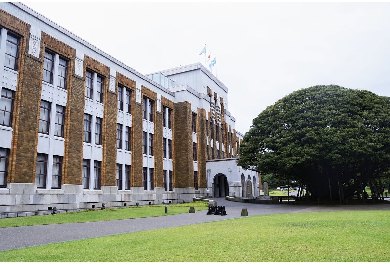 石川県政記念しいのき迎賓館