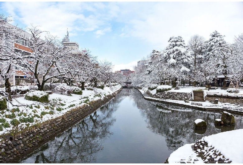 富山城（富山市郷土博物館）