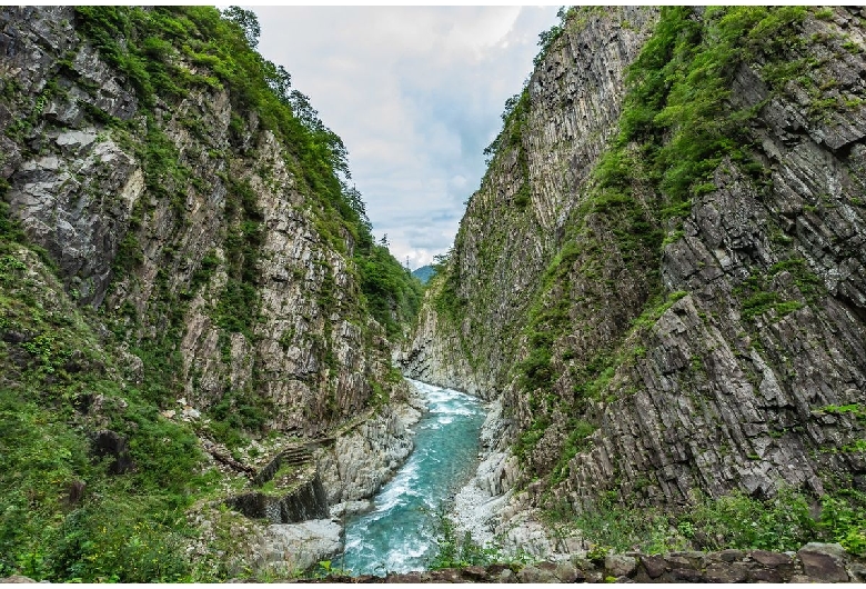 清津峡