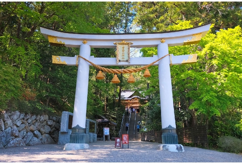 宝登山神社