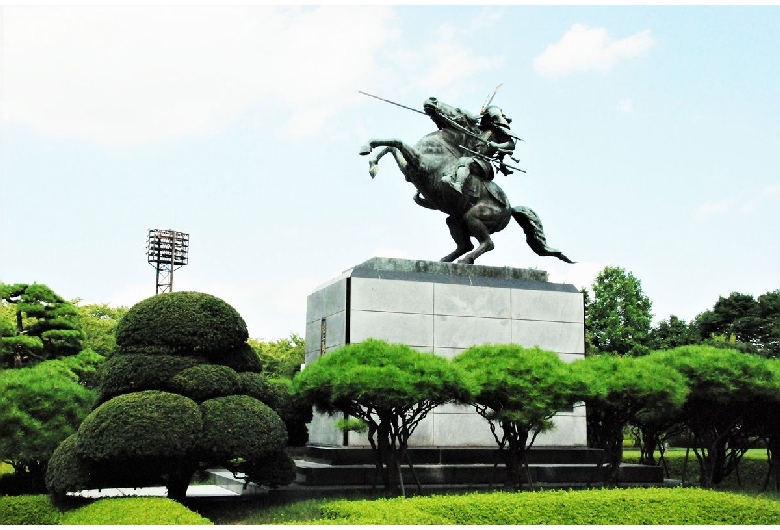 霞城公園（山形城）