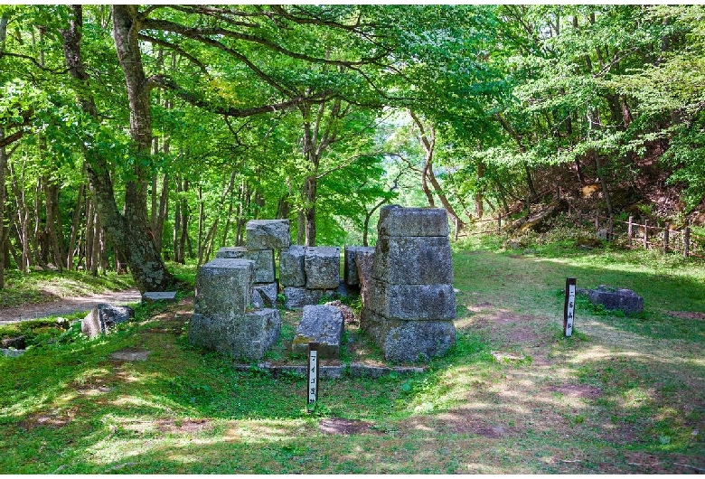 橋野鉄鉱山の洋式高炉跡