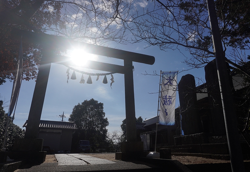 椿の海水神社