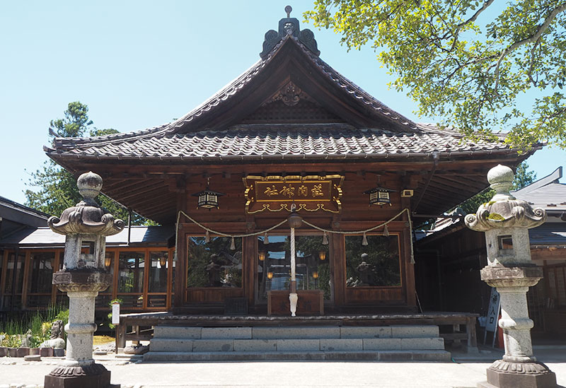 荘内神社
