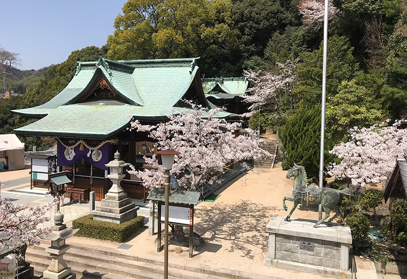 草津八幡宮