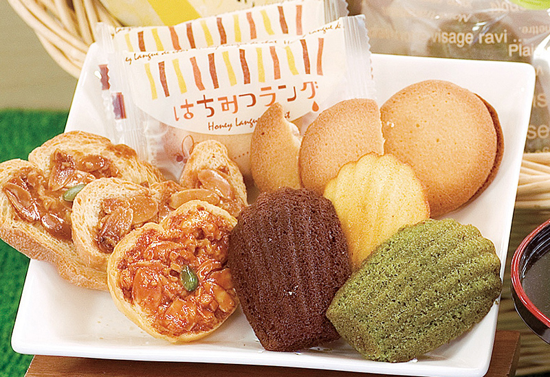 山田養蜂場 お菓子工房 ぶんぶんファクトリー