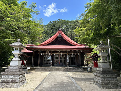 霊山神社