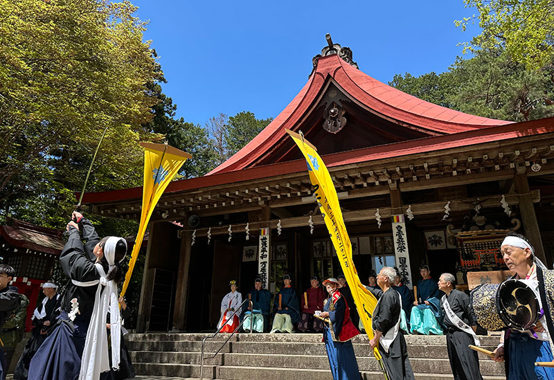 霊山神社