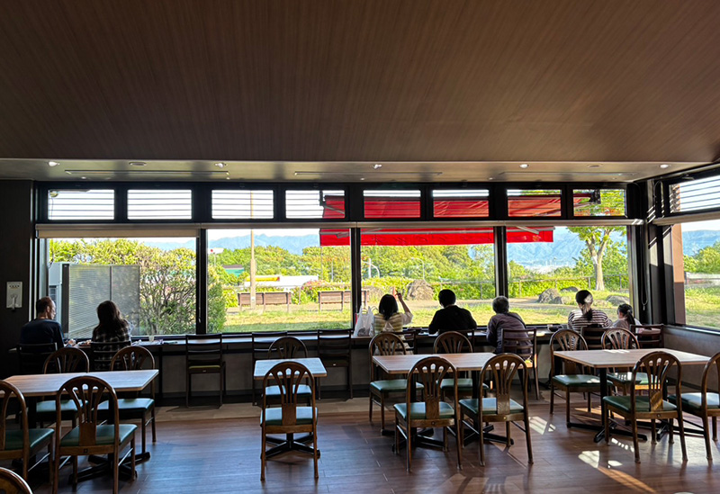 双葉サービスエリア　下り線