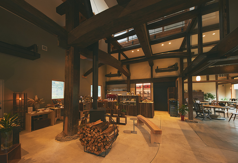 暮らしの複合施設 hibi