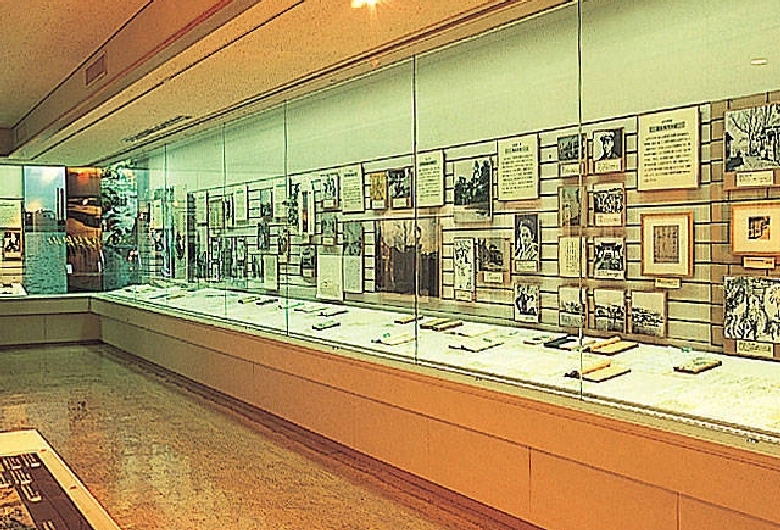 県立神奈川近代文学館