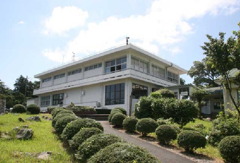 美祢市立秋吉台科学博物館