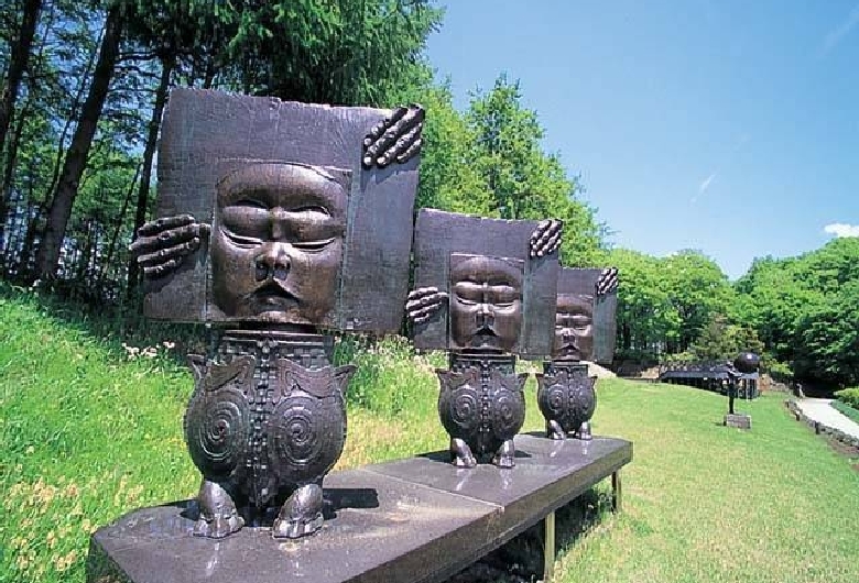 岩手町立　石神の丘美術館