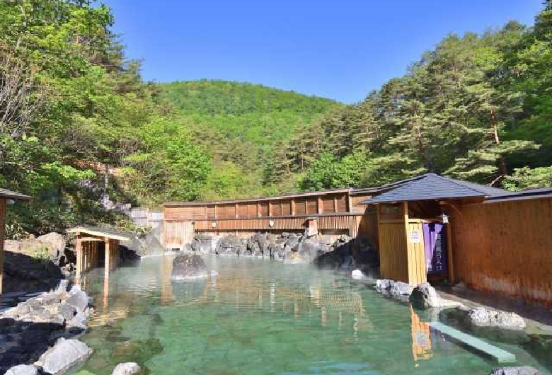 草津温泉 西の河原露天風呂