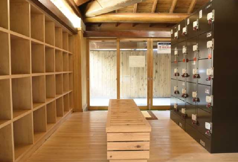 草津温泉　西の河原露天風呂