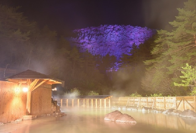 草津温泉　西の河原露天風呂