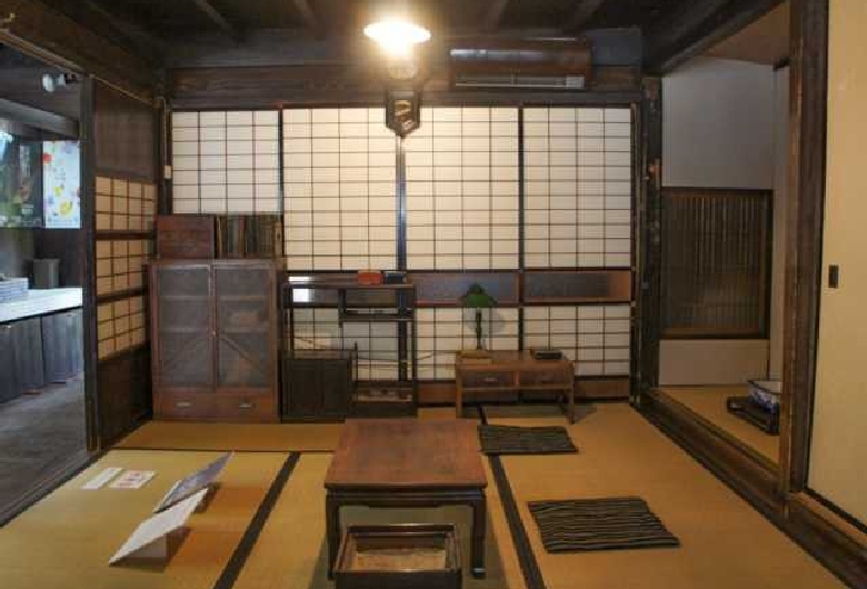 「ちひろの生まれた家」記念館