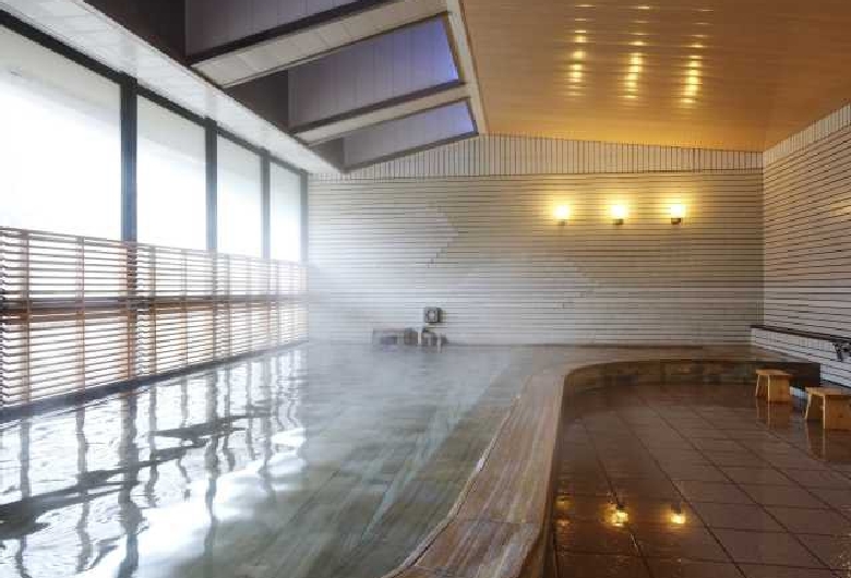 猿投温泉　日帰り温泉　岩風呂　金泉の湯