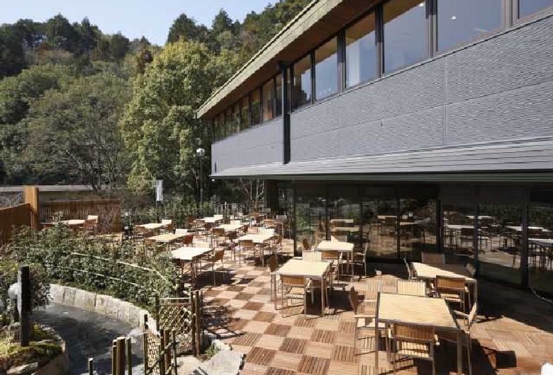 猿投温泉　日帰り温泉　岩風呂　金泉の湯