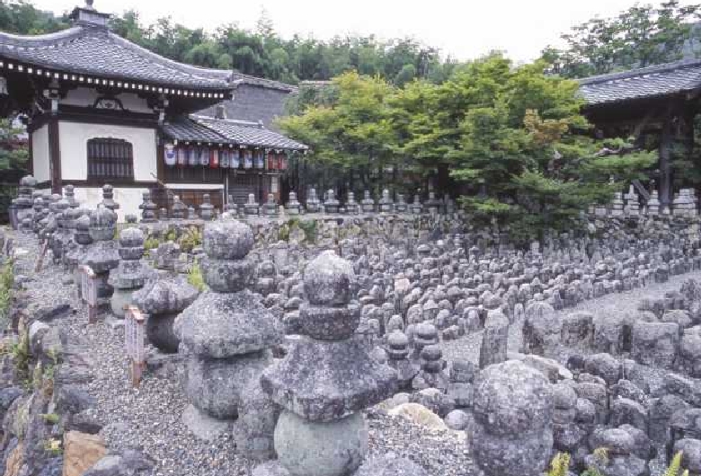あだし野念仏寺