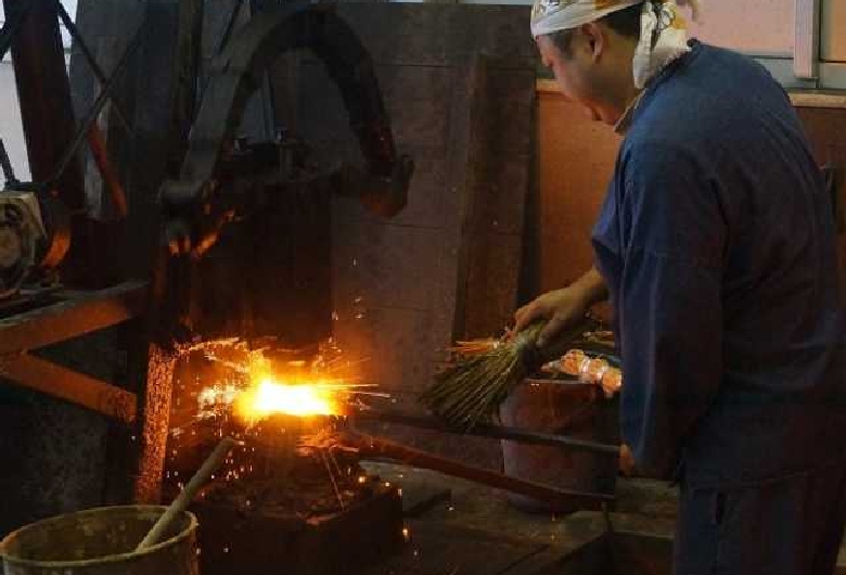 奥出雲たたらと刀剣館