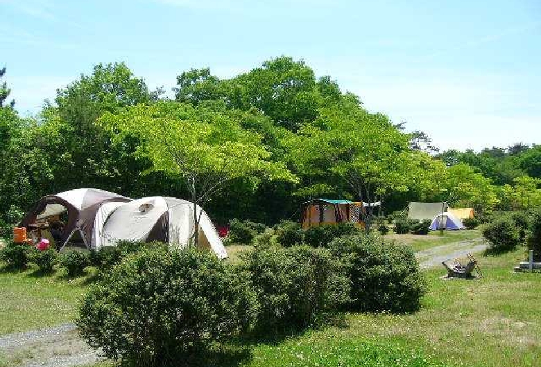 チロリン村キャンプグランド