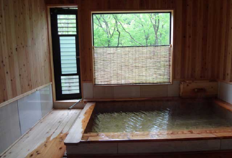 湯の小屋温泉　源流の湯　湯元館