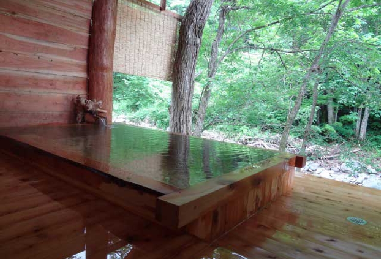 湯の小屋温泉　源流の湯　湯元館