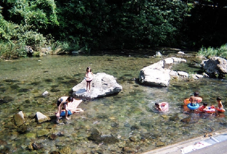 下市町森林公園やすらぎ村（キャンプ場）