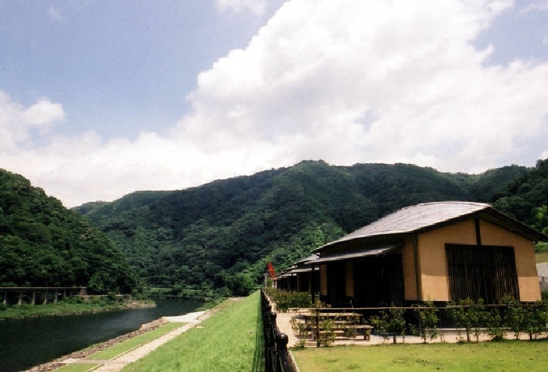 江の川カヌー公園さくぎ(キャンプ場)