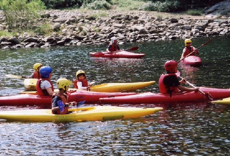 江の川カヌー公園さくぎ(キャンプ場)
