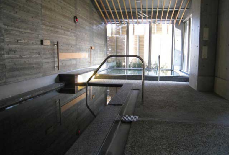 たけべ八幡温泉（日帰り入浴）