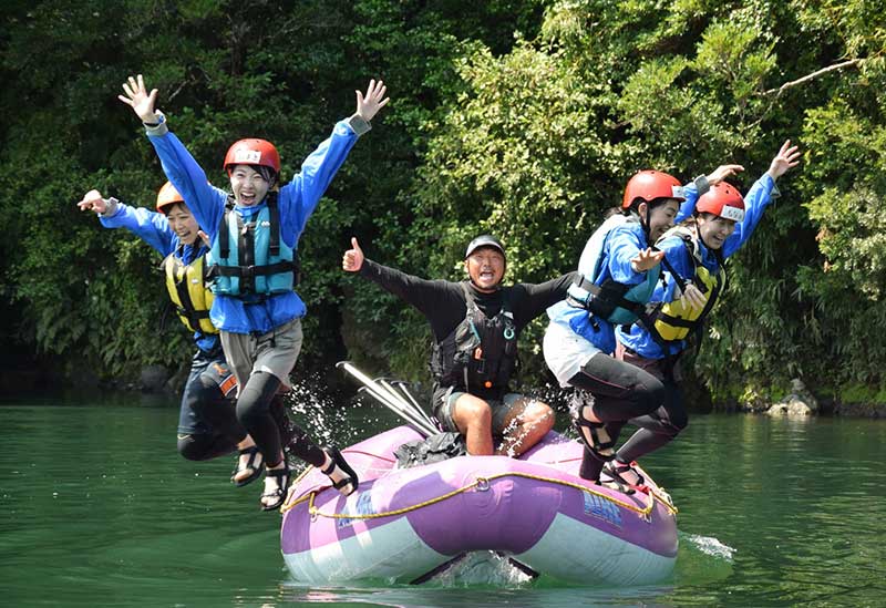 R3 アールスリー