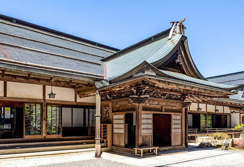 小坂坊 持明院
