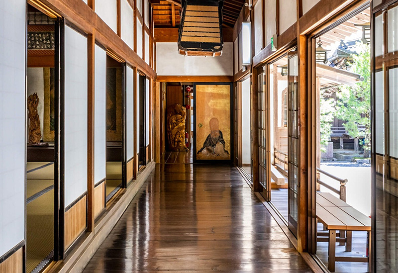 小坂坊 持明院
