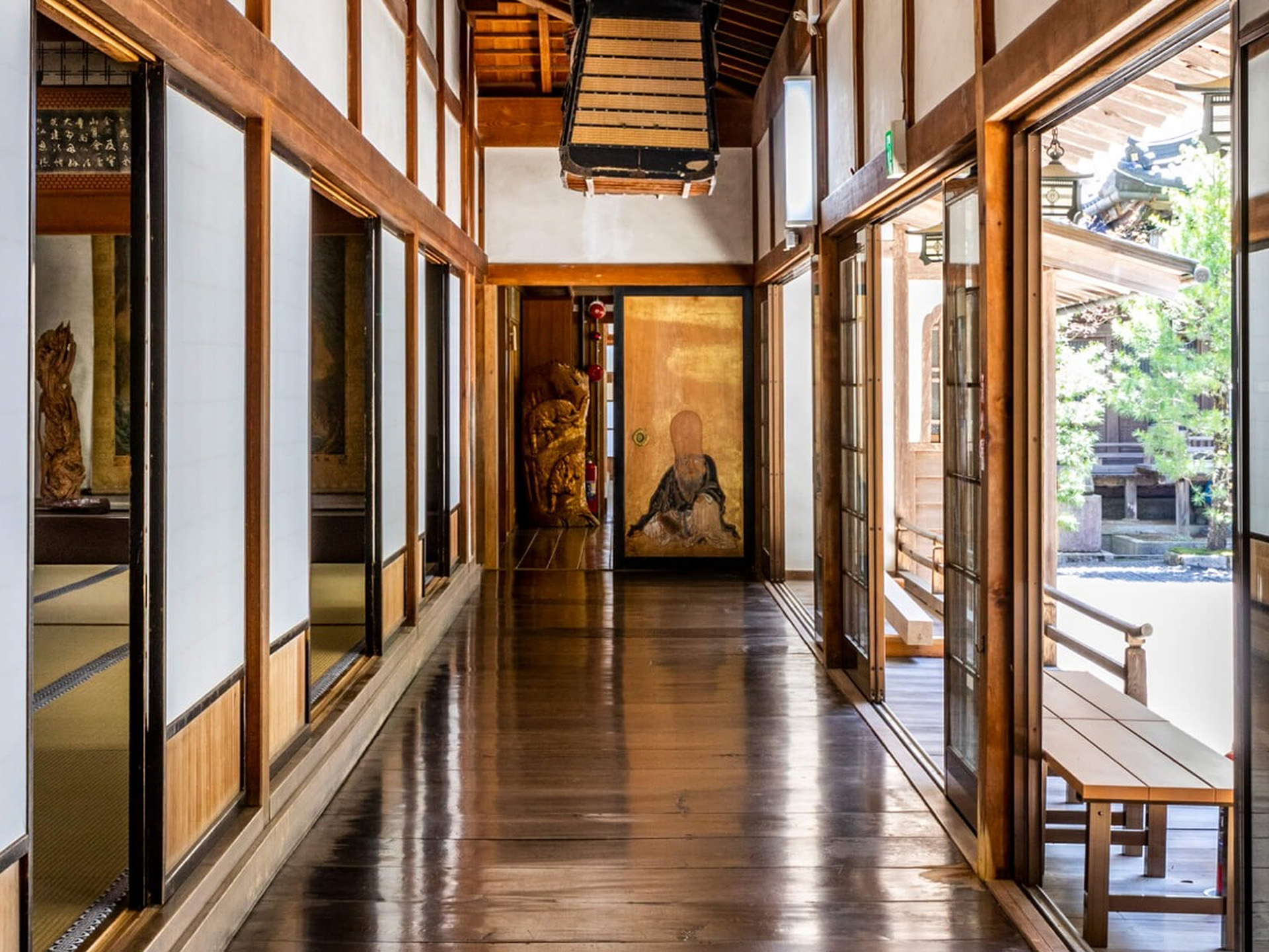 小坂坊 持明院